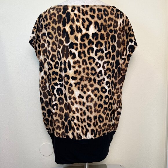 EXPRESS Leopard Print Boatneck Off-Shoulder Batwing Black Hem Tunic Blouse M - Picture 9 of 11